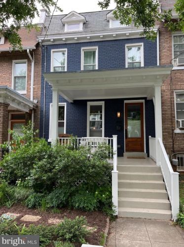 4110 3rd St, Washington, DC 20011-4806