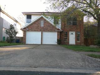 4205 Iriona Bnd, Austin TX  78749-4953 exterior