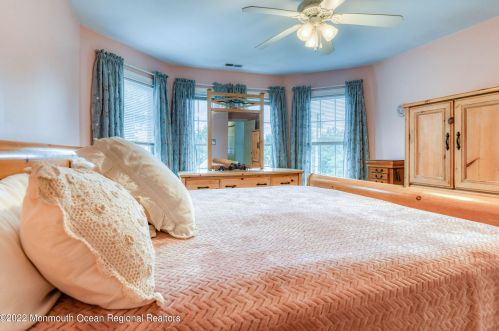 92 Washington St, Locust NJ 07760-1432 exterior