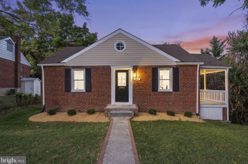 2709 Finley St, Silver Spring, MD 20902-2770