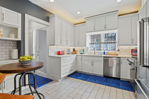 2723 Edgewood Ave, Milwaukee WI  53211-2913 exterior