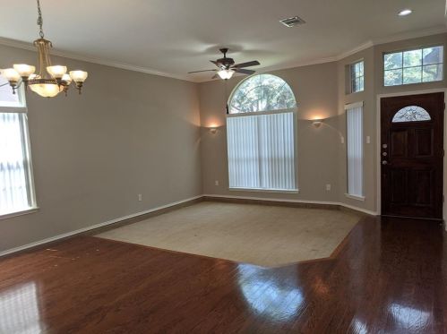 4216 Briarbend Rd, Dallas TX  75287-3905 exterior