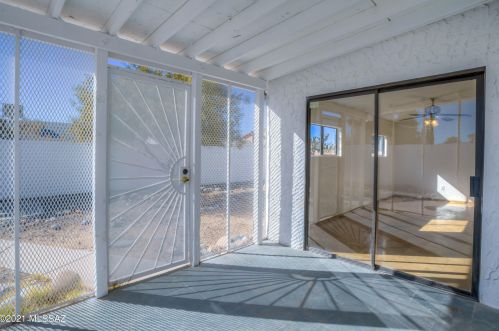 5125 Condor Dr, Tucson AZ 85742-9405 exterior