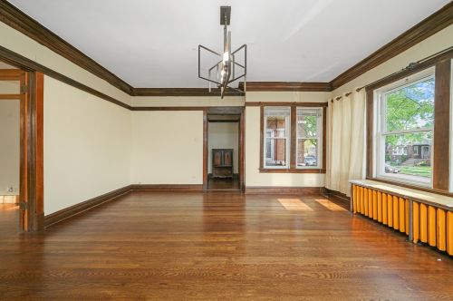 5034 Wolfram St, Chicago IL 60618-7411 exterior