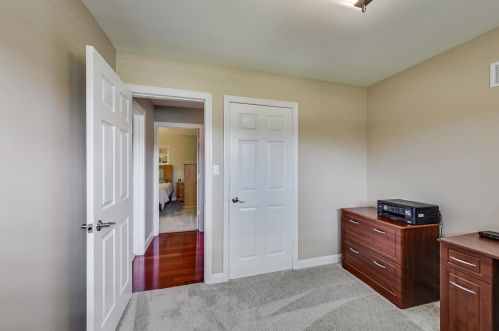 8236 Berwyn Ave, Chicago IL 60656-1455 exterior