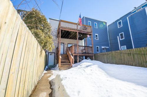 1442 Kedzie Ave, Chicago IL 60629-3532 exterior