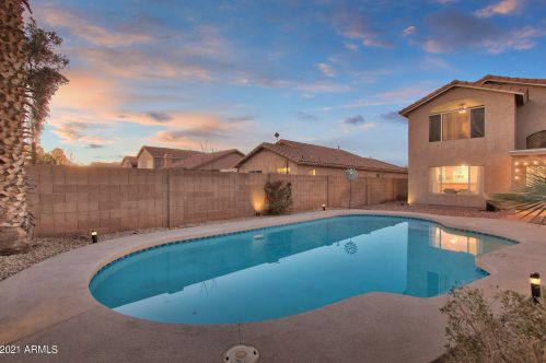 1097 Swan Dr, Chandler AZ 85286-7543 exterior