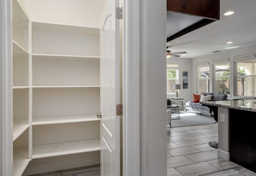 2994 Beatty Dr, Folsom CA  95762-7000 exterior