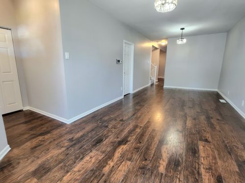 7131 May St, Chicago, IL 60621-1005