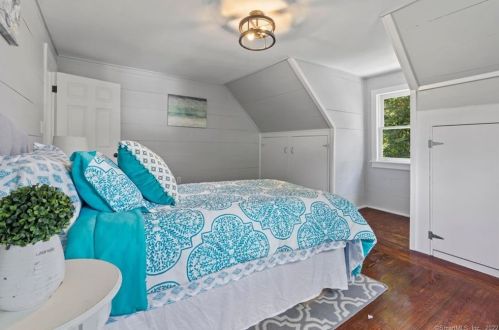 27 Lewis Blvd, Killingly CT 06239-1627 exterior