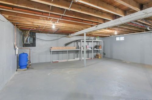 263 Mccall Rd, Exeter CT  06249-2427 exterior