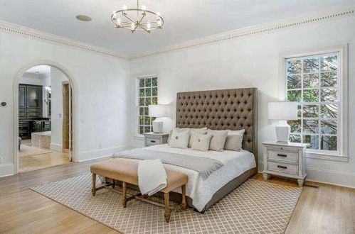 700 Brookwoods Trce, Atlanta GA 30342-2473 exterior