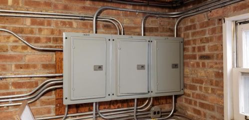 5112 Mango Ave, Chicago IL 60630-4665 exterior