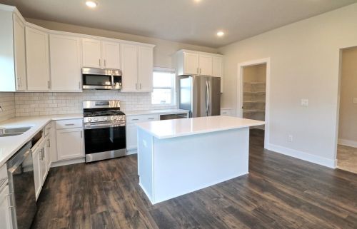 8428 Westminster Dr, Sturtevant, WI 53177-2892