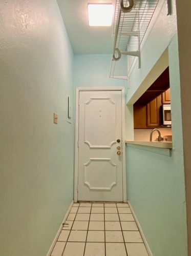 806 24th St, Austin TX  78705-4730 exterior