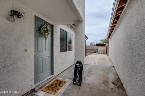 254 Melridge St, Tucson AZ  85706-3352 exterior