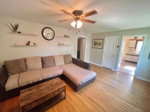 1220 Agnes Ave, Joliet, IL 60435-3916