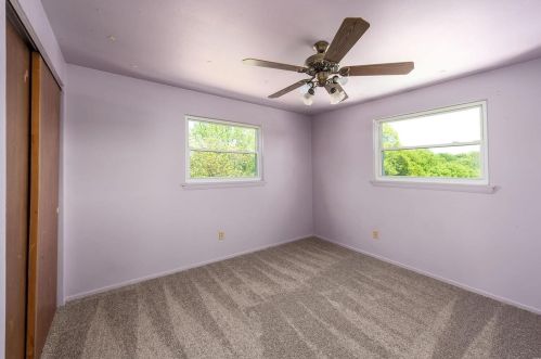 9215 Alpine Dr, Saint Louis MO 63123-4411 exterior