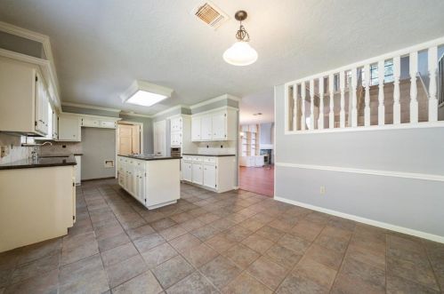 2706 Frst Gdn Dr, Humble TX 77345-1418 exterior