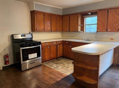 520 Florence St, Denison TX  75020-7628 exterior