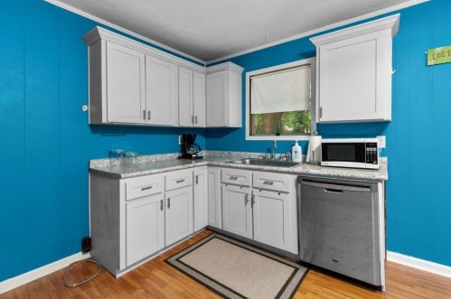 1866 Hillsway, Lithonia GA 30078-2481 exterior