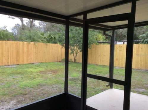 3237 Laurel Dl Dr, Tampa FL 33618-1045 exterior