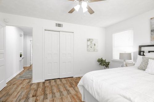 9930 Cloister Dr, Dallas TX 75228-3617 exterior