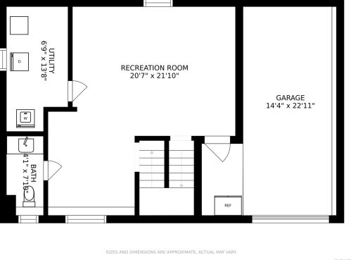 39 Eckert St, Huntington Station NY 11746-3816 exterior