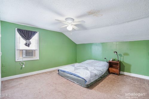 662 Fremont Ave, Grand Rapids MI 49504-4314 exterior