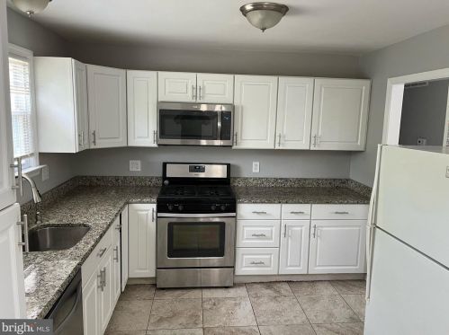 410 California Trl, Browns Mills NJ 08015-5638 exterior