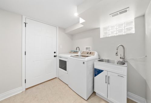 9701 Ln Salle St, Chicago IL 60628-1331 exterior