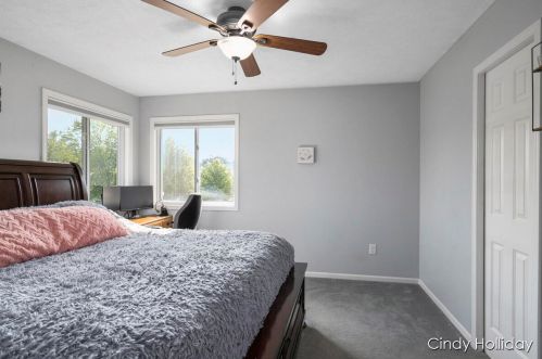 553 Sunmeadow Dr, Grand Rapids MI 49508-7712 exterior