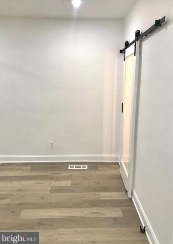 529 42, Washington DC 20019-8036 exterior