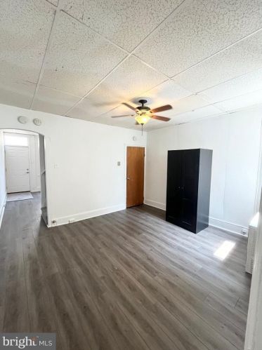 2531 Emerald St, Philadelphia PA  19125-1327 exterior