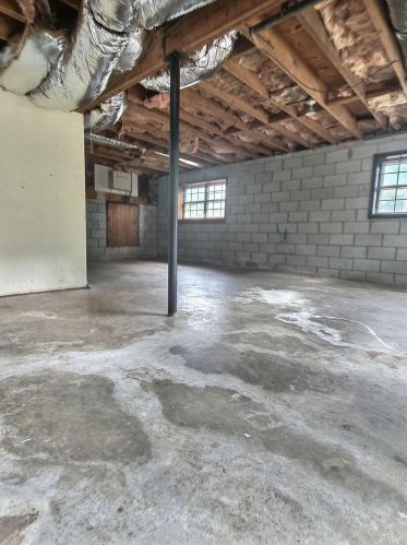 4625 Janice Dr, Atlanta, GA 30337-5309