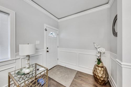 245 13 Ave, Broadview IL 60153-1407 exterior