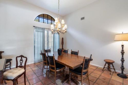 805 Bentwood Dr, Naples FL 34108-8221 exterior