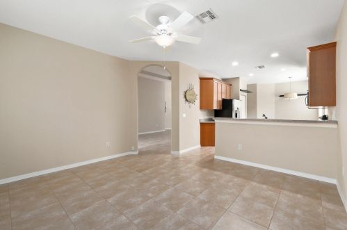 10084 Stonegate Dr, Fort Pierce FL 34987-2423 exterior