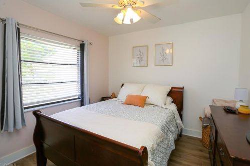 229 Mentor Dr, Naples FL 34110-1348 exterior