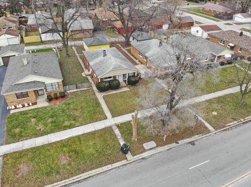 14812 Indiana Ave, Dolton IL 60419-1169 exterior