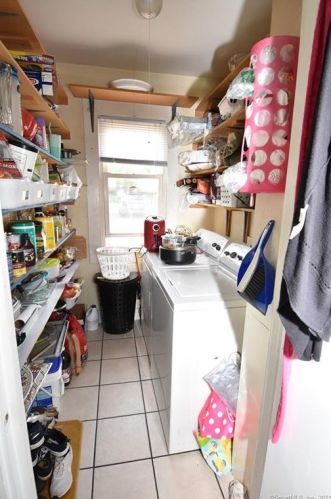 27 Thorniley St, New Britain CT 06051-1639 exterior