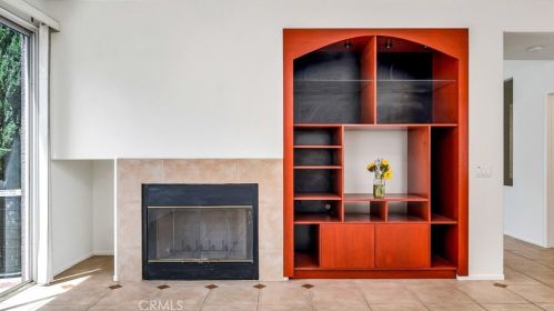 2940 Nau Ave, Tustin CA 92782-3377 exterior