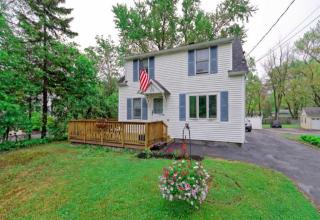 22 Mather Ave, Schenectady, NY 12304-2513