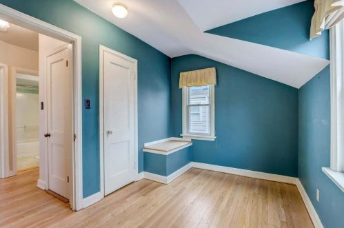 2335 54 St, Milwaukee WI 53219-3352 exterior