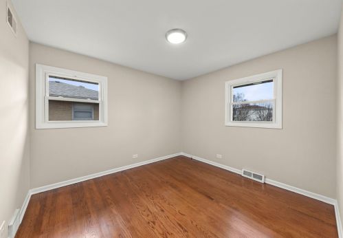 794 Lombard St, Elmhurst IL  60126-1762 exterior