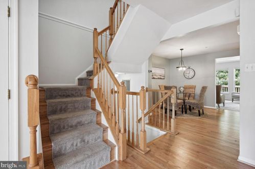 10417 Heathside Way, Rockville MD 20854-6344 exterior