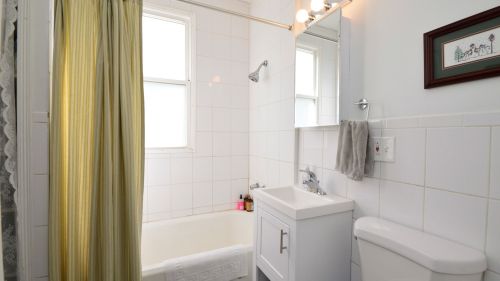 3148 Christiana Ave, Chicago IL 60618-6881 exterior