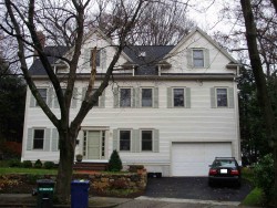11 Bunny Cir, Newton, MA 02458-1922