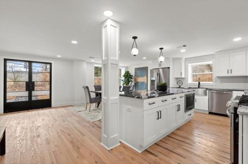 1552 Ellington St, Atlanta, GA 30317-3021