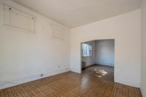 8116 Vincennes Ave, Chicago IL 60620-2619 exterior